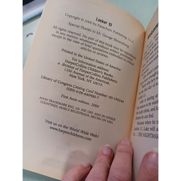 R.L. Stine the Nightmare Room Locker 13 Vintage 1st Edition Book 2 - Picture 4 of 4